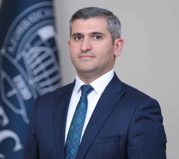 Elnur Hüseynzadə